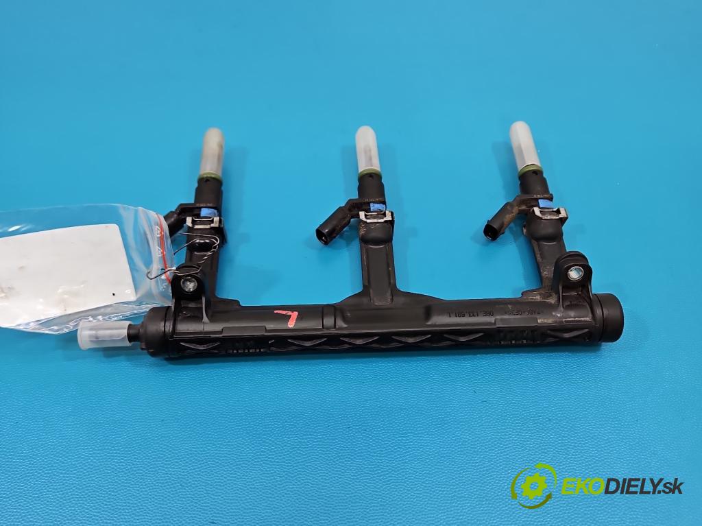 Audi Q7 2015- 3.0 TFSI CRE: 333KM: automatic 245 kW 2995 cm3 5- vstrek 06E906031A (Vstrekovač paliva)