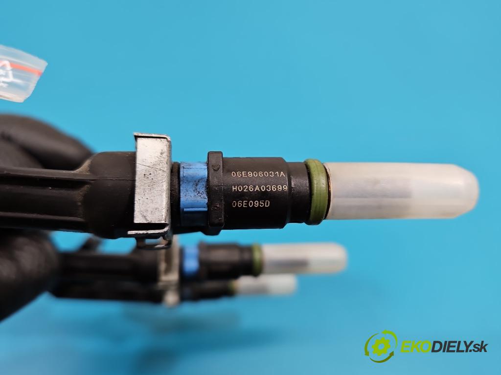 Audi Q7 2015- 3.0 TFSI CRE: 333KM: automatic 245 kW 2995 cm3 5- vstrek 06E906031A (Vstrekovač paliva)