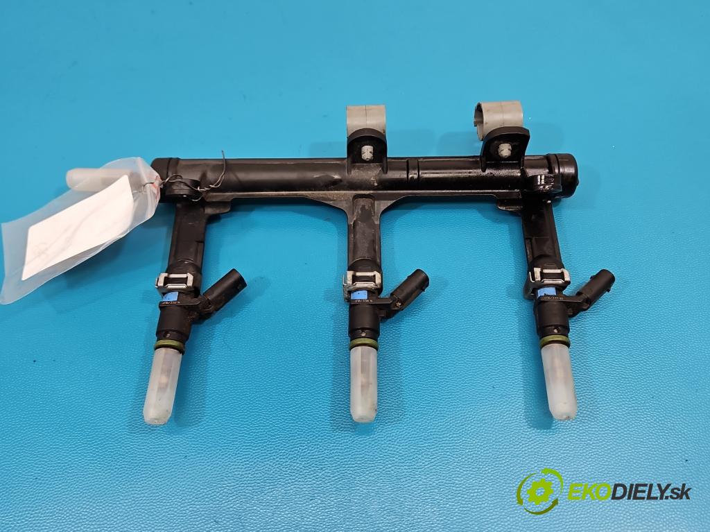 Audi Q7 2015- 3.0 TFSI CRE: 333KM: automatic 245 kW 2995 cm3 5- vstrek 06E906031A (Vstrekovač paliva)