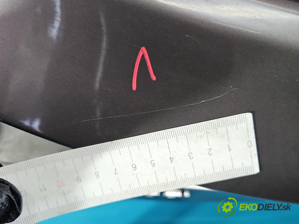 Hyundai I30 II 2012-2016 1.4 16V 100 HP manual 73.2 kW 1396 cm3 5- zadna kufor  (Kapota zadná (kufor))