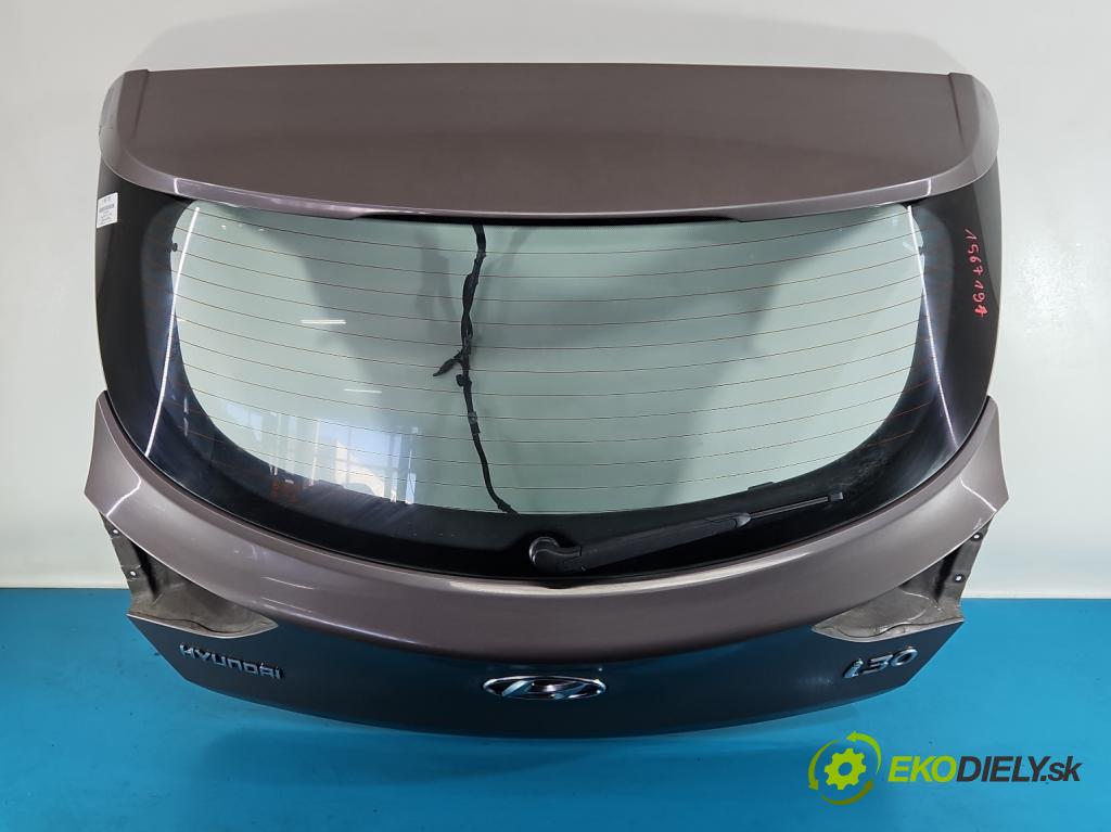 Hyundai I30 II 2012-2016 1.4 16V 100 HP manual 73.2 kW 1396 cm3 5- zadna kufor  (Kapota zadná (kufor))