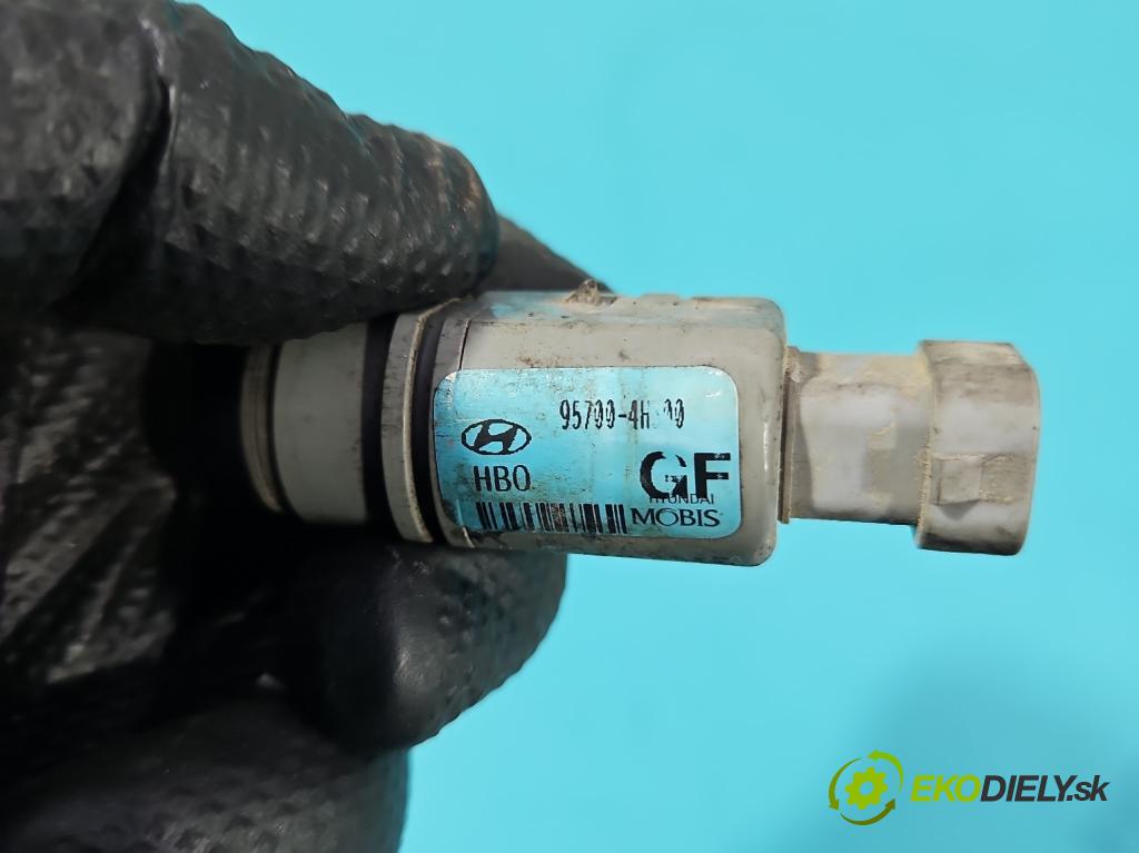 Hyundai H1 II 2007-2023 2.5 crdi 170 HP manual 125 kW 2497 cm3 5- snímač parkovaní: 95700 4H300