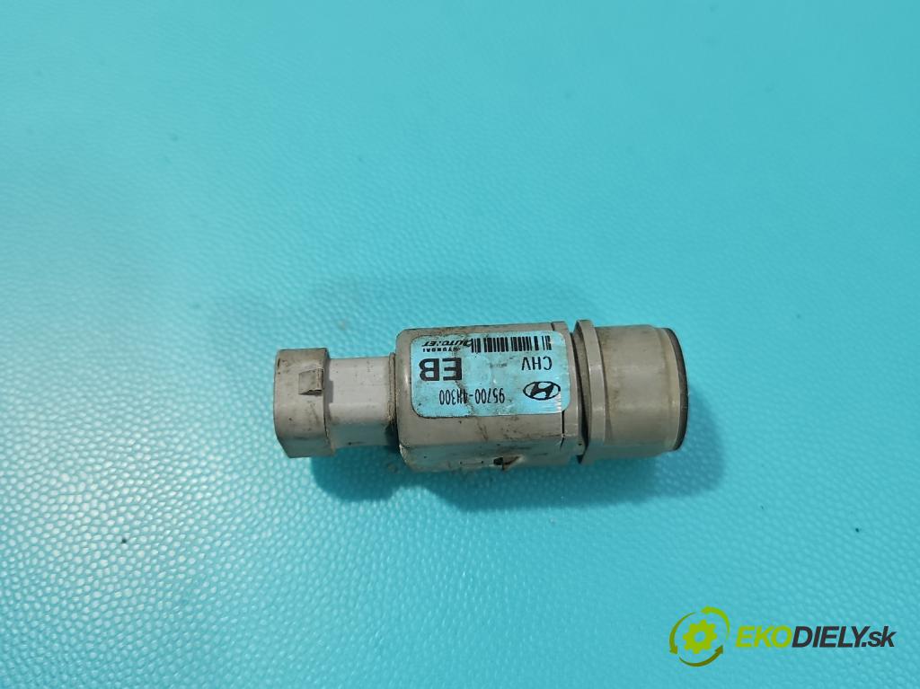 Hyundai H1 II 2007-2023 2.5 crdi 170 HP manual 125 kW 2497 cm3 5- snímač parkovaní: 95700-4H300