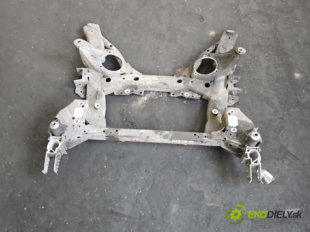 Bmw 3 G20 2018- 2.0 T 156 hp automatic 115 kW 1998 cm3 4- výztuha motoru 6883131