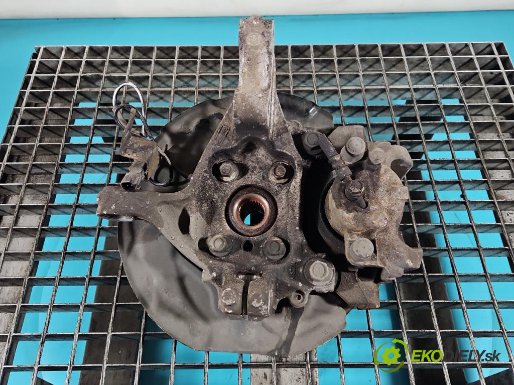 Ford Mondeo Mk5 2014-2022 2.0 16V 140 HP automatic 103 kW 1999 cm3 4- náboj ľavé  (Náboj kolesa)