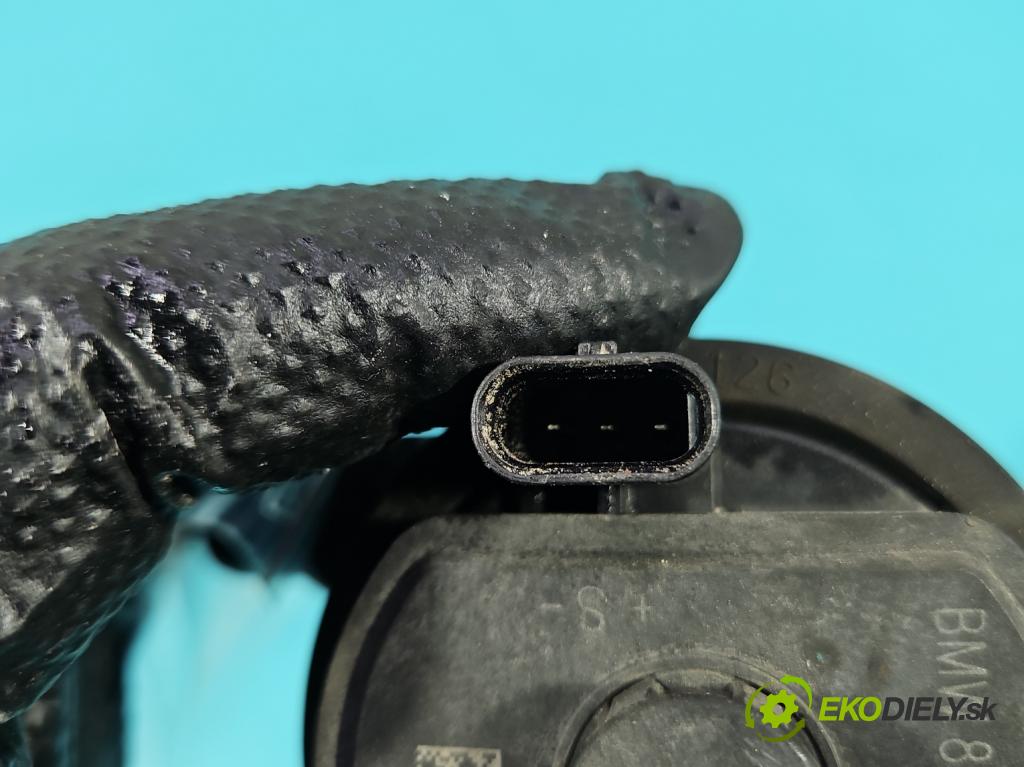 Bmw 3 G20 2018- 2.0 T 156 HP automatic 115 kW 1998 cm3 4- pompa obehu voda: 8651287-01