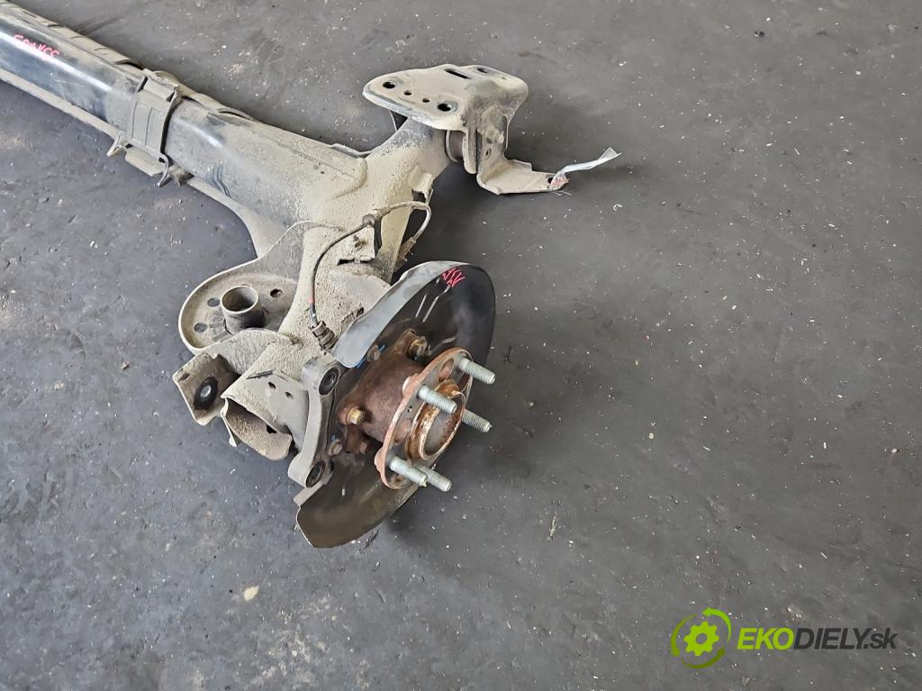 Hyundai Elantra VII 2020- 1.6 16V manual 90.2 kW 1598 cm3 4- zadní výztuha  (Zadní výztuha)