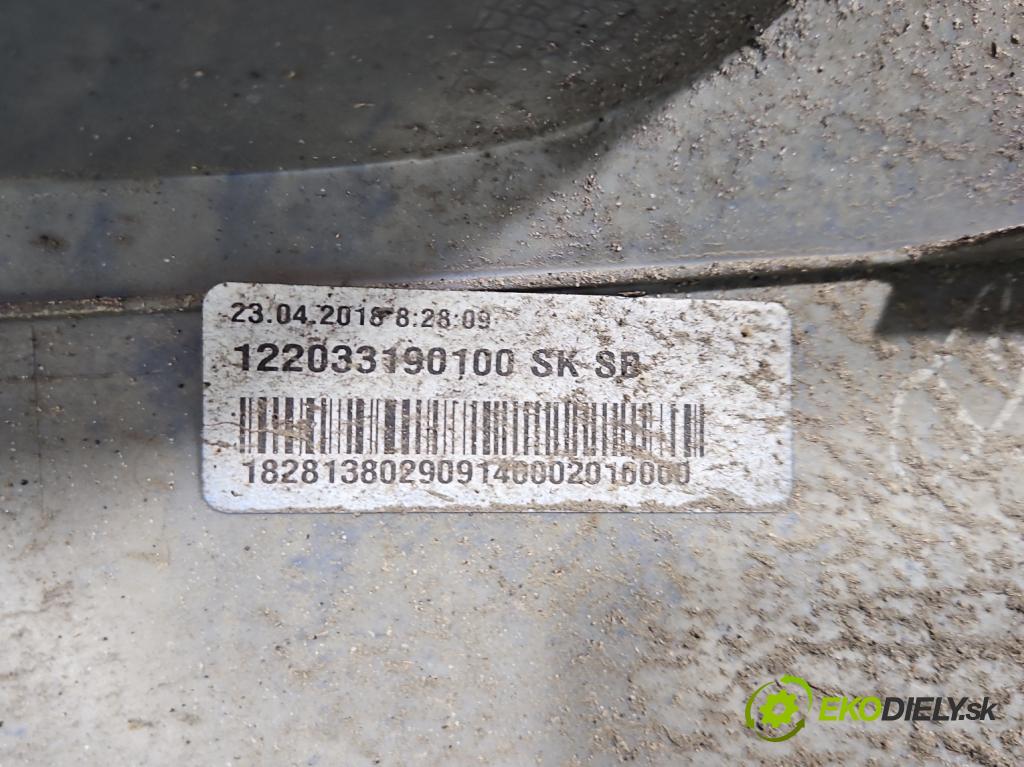 Skoda Rapid 2012-2019 1.4 tdi 90 HP manual 66 kW 1422 cm3 5- nárazník zadné  (Kľučka dverí ostatné)