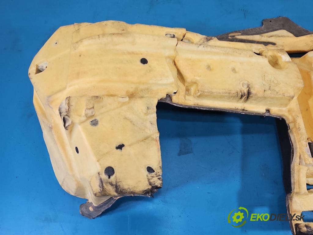 Audi Q7 2015- 3.0 TFSI CRE: 333KM: automatic 245 kW 2995 cm3 5- koberec do auta ostatné 4M0863019