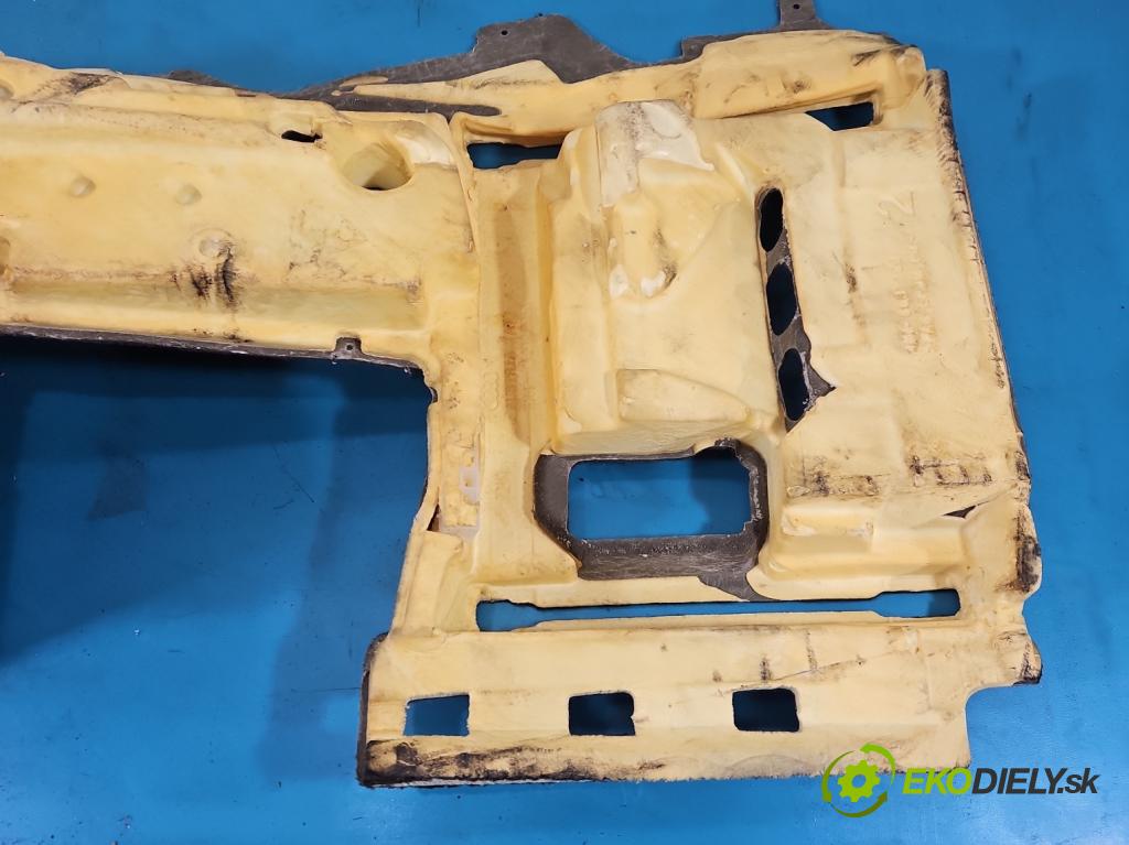 Audi Q7 2015- 3.0 TFSI CRE: 333KM: automatic 245 kW 2995 cm3 5- koberec do auta ostatné 4M0863019