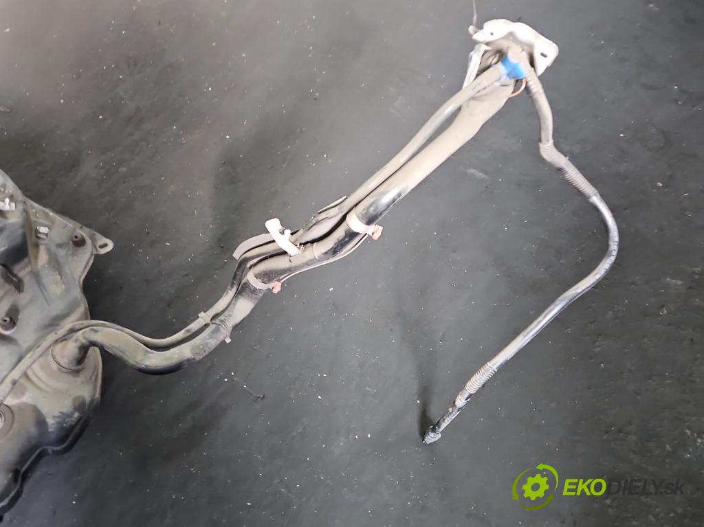 Audi Q7 2015- 3.0 TFSI 333KM: automatic 245 kW 2995 cm3 5- Nádrž: paliva 4M0201021FR (Palivová nádrž)