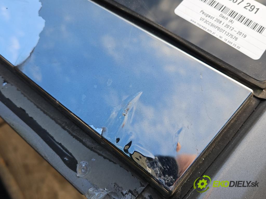 Peugeot 208 I 2012-2019 1.6 hdi 92 HP manual 68 kW 1560 cm3 5- strecha