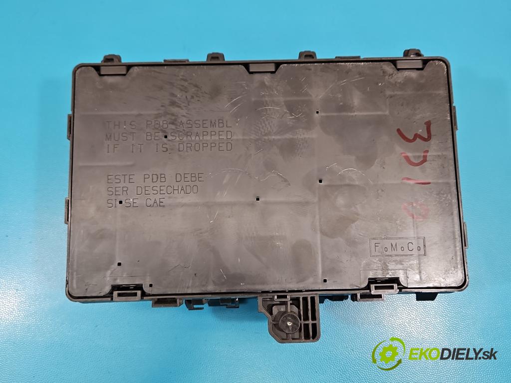 Ford Mondeo Mk5 2014-2022 2.0 16V 140 HP automatic 103 kW 1999 cm3 4- skrinka poistka FG9T14A067MD (Poistková skrinka)