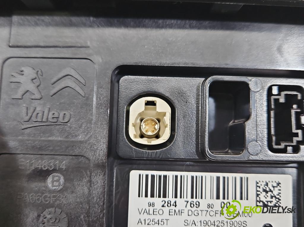 Citroen C3 III 2016-2024 1.2 12V 83 hp manual 61 kW 1199 cm3 5- displej 9828476980 (Přístrojová deska)