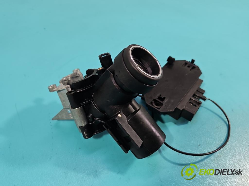 Mercedes A W168 1997-2004 1.6 8V 102 HP manual 75 kW 1598 cm3 5- riadiaca jednotka motora A1661413125