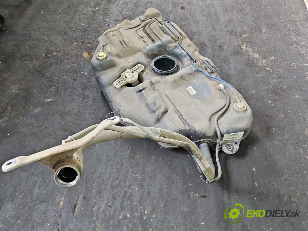 Peugeot 508 II 2018- 1.6 16V 181KM automatic 133 kW 1598 cm3 4- Nádrž: paliva 9827963580 (Palivová nádrž)