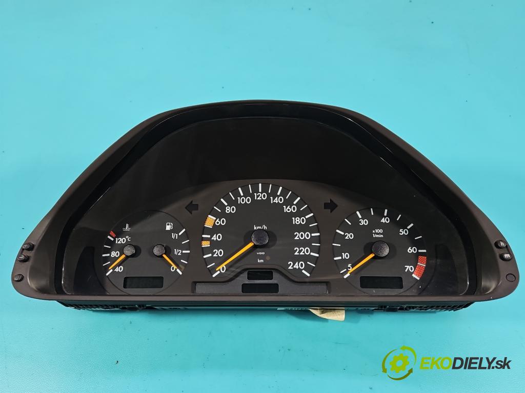 Mercedes E W210 1995-2002 2.0 8V 136hp manual 100 kW 1998 cm3 4- Přístrojová deska  (Přístrojová deska)