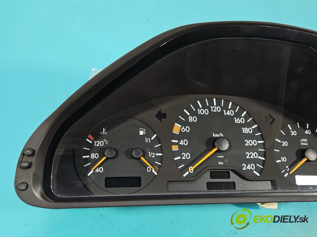 Mercedes E W210 1995-2002 2.0 8V 136hp manual 100 kW 1998 cm3 4- Přístrojová deska  (Přístrojová deska)