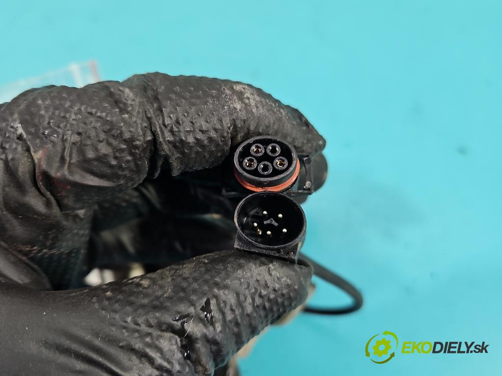 Mercedes E W210 1995-2002 2.0 8V 136 HP manual 100 kW 1998 cm3 4- zámok predné ľavý 2027202335