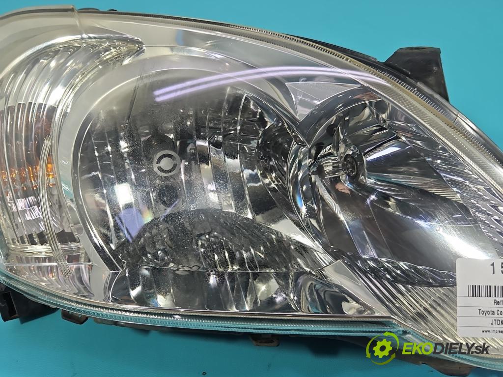 Toyota Corolla E12 2001-2009 1.4 D4D 90 HP manual 66 kW 1364 cm3 5- Reflektor: pravý  (Svetlo predné pravé)