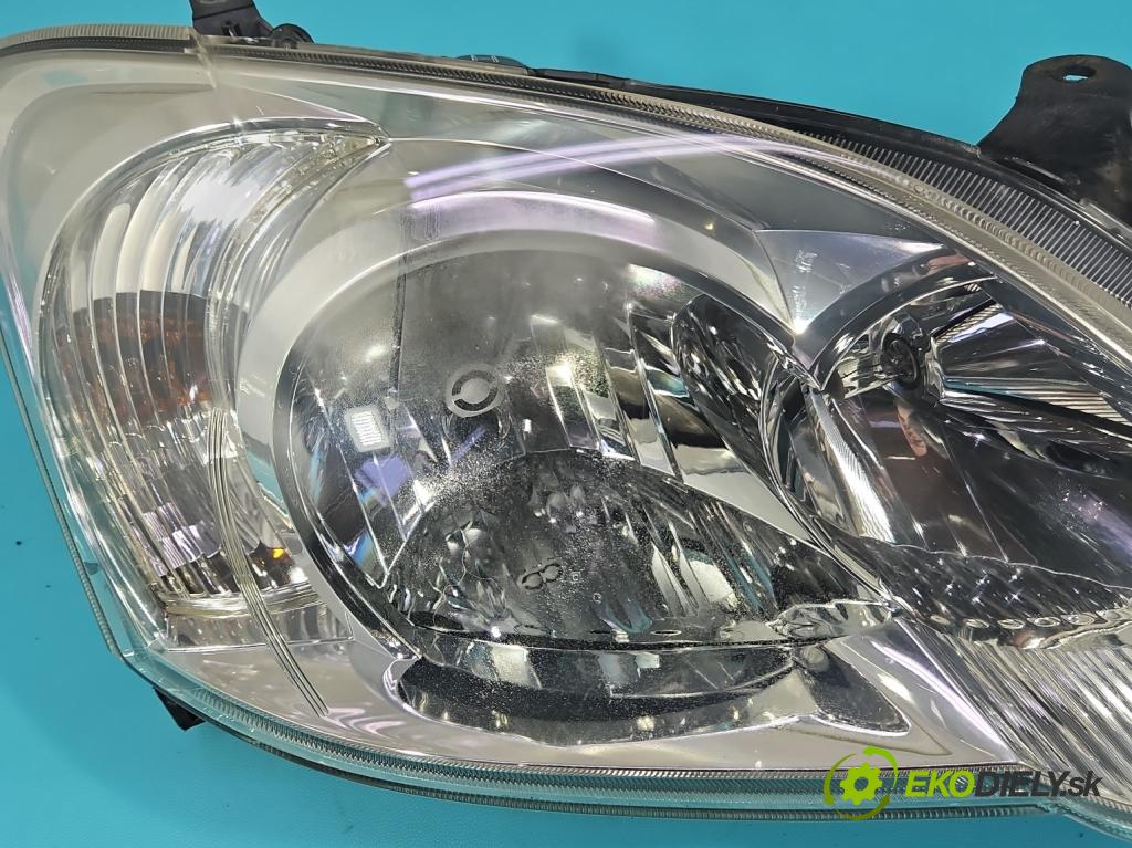 Toyota Corolla E12 2001-2009 1.4 D4D 90 HP manual 66 kW 1364 cm3 5- Reflektor: pravý  (Svetlo predné pravé)