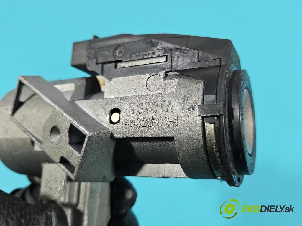 Toyota Corolla E12 2001-2009 1.4 D4D 90 hp manual 66 kW 1364 cm3 5- řídící jednotka motoru 0281011734