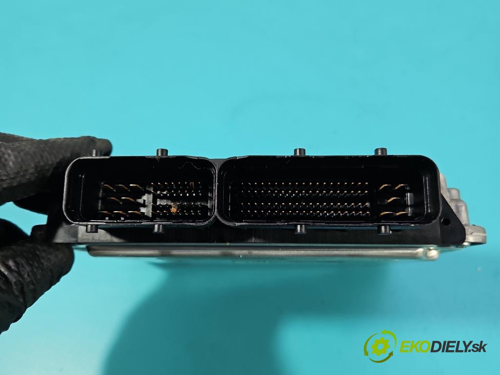 Toyota Corolla E12 2001-2009 1.4 D4D 90 hp manual 66 kW 1364 cm3 5- řídící jednotka motoru 0281011734