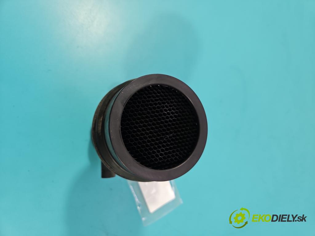 Toyota Corolla E12 2001-2009 1.4 D4D 90 HP manual 66 kW 1364 cm3 5- průtokoměr: 22204-33010 (Váha vzduchu)