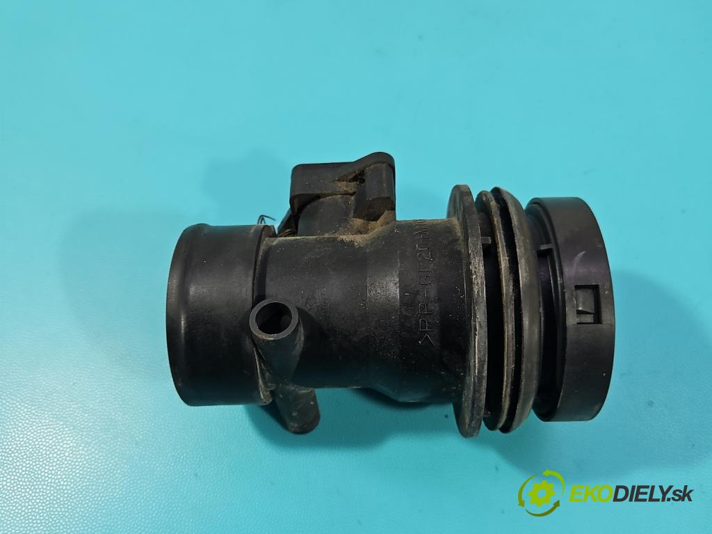 Toyota Corolla E12 2001-2009 1.4 D4D 90 HP manual 66 kW 1364 cm3 5- průtokoměr: 22204-33010 (Váha vzduchu)