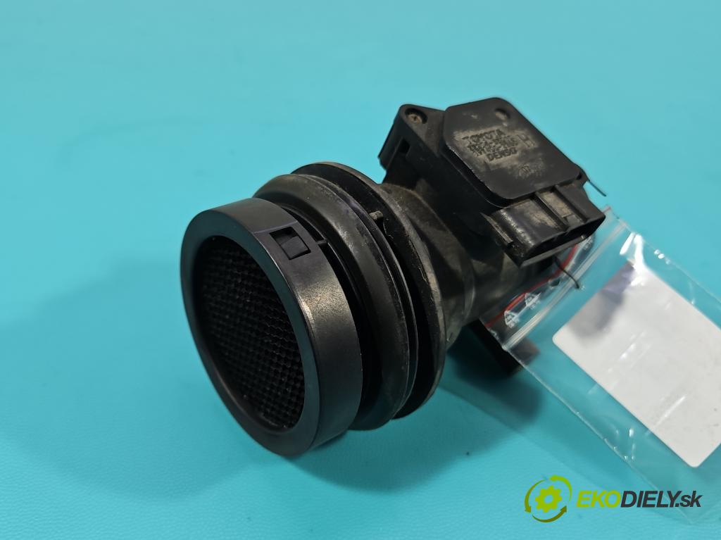 Toyota Corolla E12 2001-2009 1.4 D4D 90 HP manual 66 kW 1364 cm3 5- průtokoměr: 22204-33010 (Váha vzduchu)