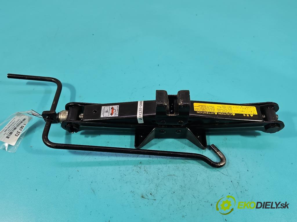 Toyota Corolla E12 2001-2009 1.4 D4D 90 HP manual 66 kW 1364 cm3 5- mechanizmus okna automobilovy 