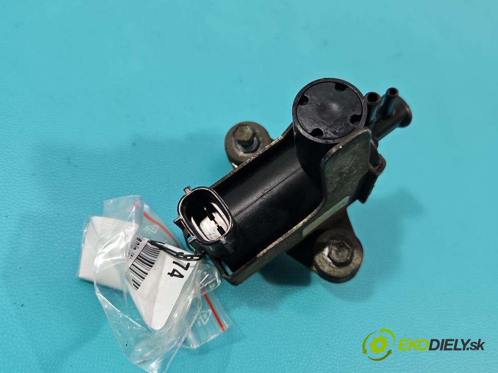 Toyota Corolla E12 2001-2009 1.4 D4D 90 HP manual 66 kW 1364 cm3 5- ventil podtlaku 25819-33030 (Ventil)