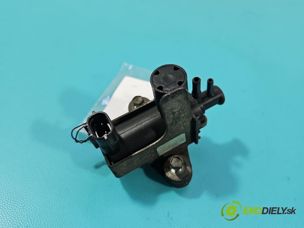 Toyota Corolla E12 2001-2009 1.4 D4D 90 hp manual 66 kW 1364 cm3 5- ventil vakuum: 25819-33030 (Ventil)