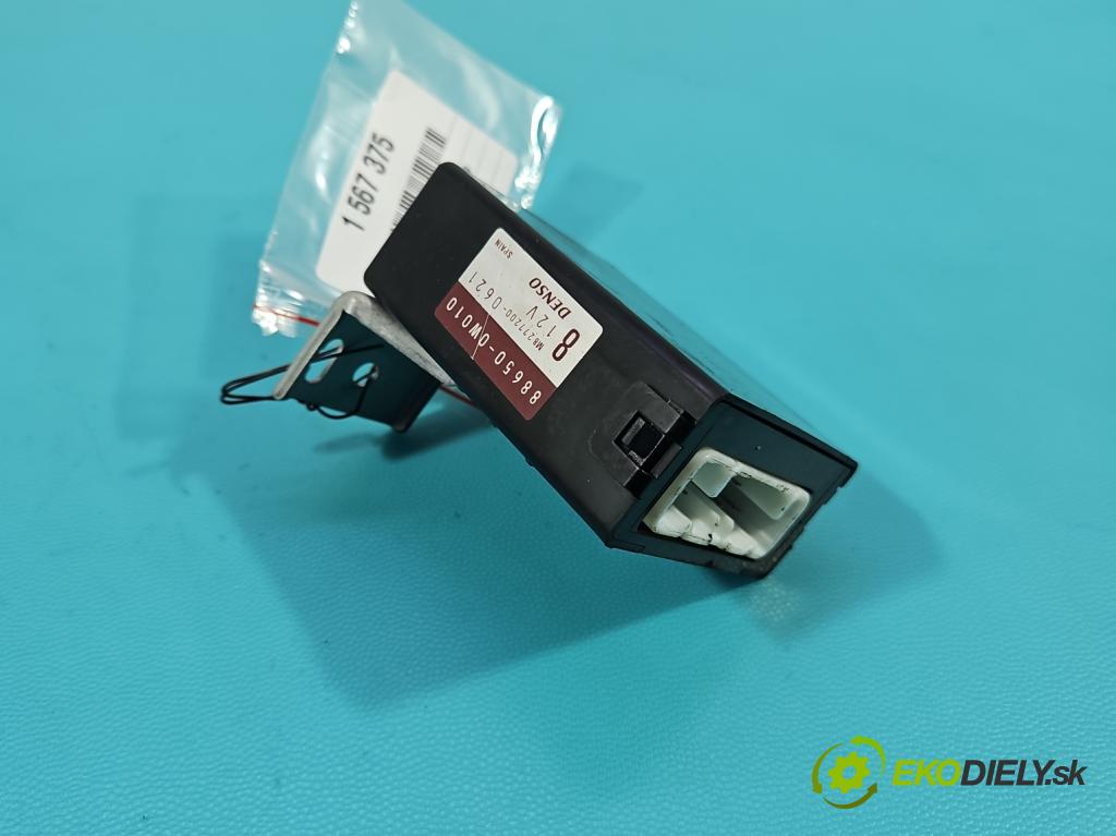 Toyota Corolla E12 2001-2009 1.4 D4D 90 HP manual 66 kW 1364 cm3 5- riadiaca jednotka ostatné 88650-0W010