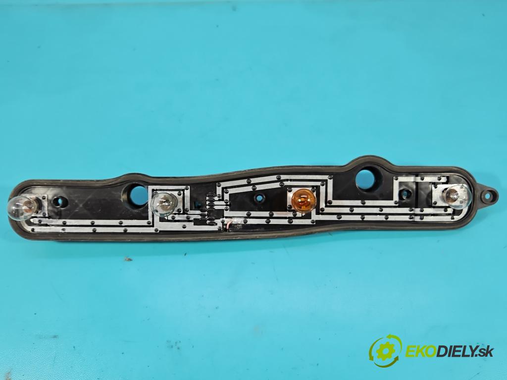 Peugeot Boxer II 2006-2018 2.2 hdi 120 HP manual 88 kW 2198 cm3 5- svetlo / reflektor zadné pravé  (Kľučka dverí ostatné)