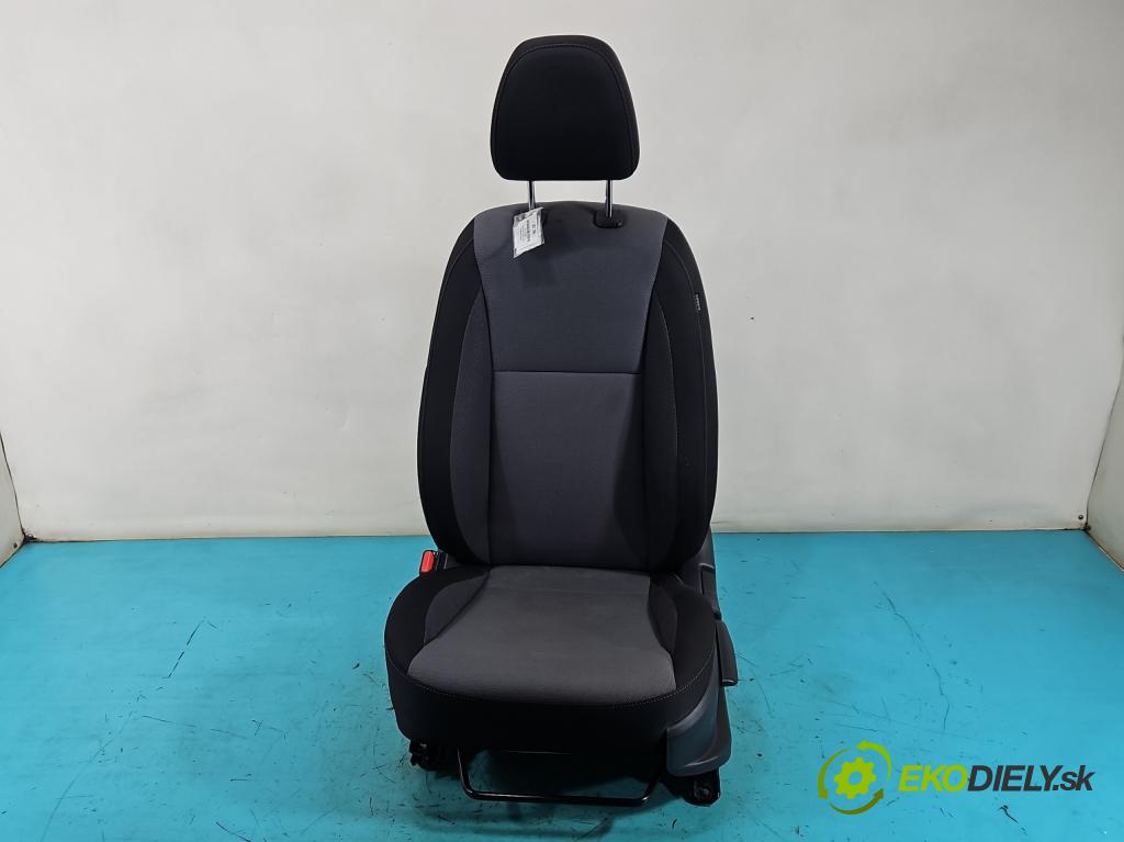 Hyundai i20 II 2014 -2020 1.2 16V 84KM manual 62 kW 1248 cm3 5- Sedadlo levý  (Sedadlo)
