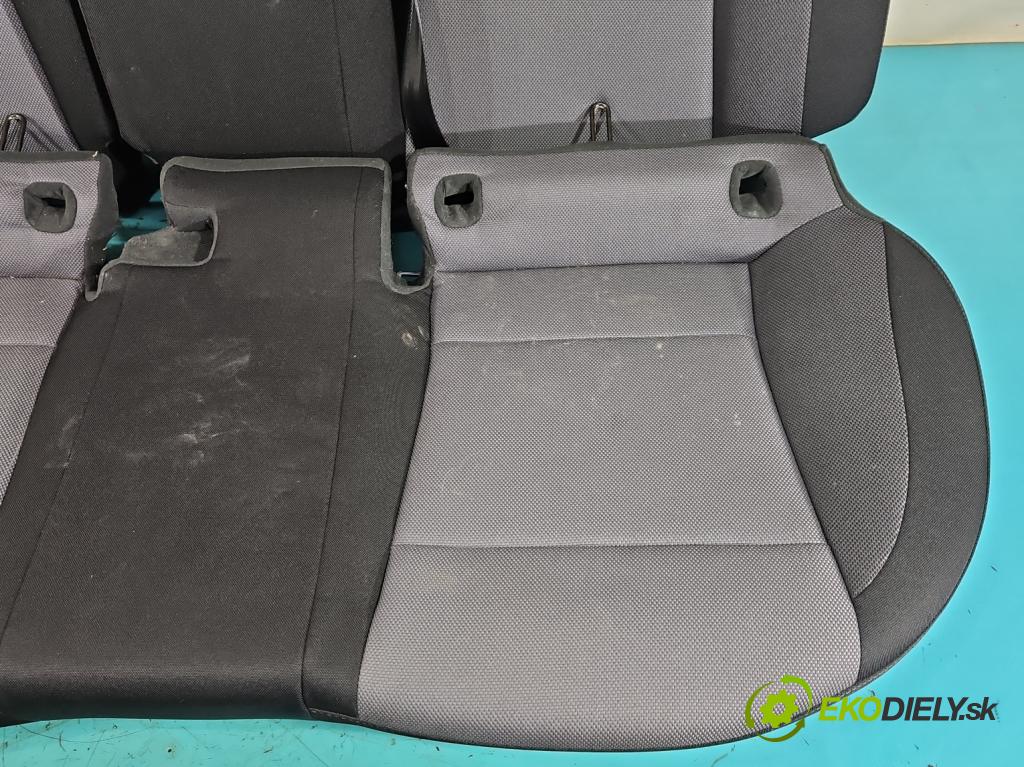 Hyundai i20 II 2014 -2020 1.2 16V 84KM manual 62 kW 1248 cm3 5- Pohovka: zadné  (Sedadlo)