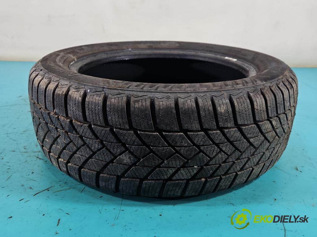 Mercedes A W168 1997-2004 1.6 8V 102 HP manual 75 kW 1598 cm3 5- pneumatika zimné 4ks komplet