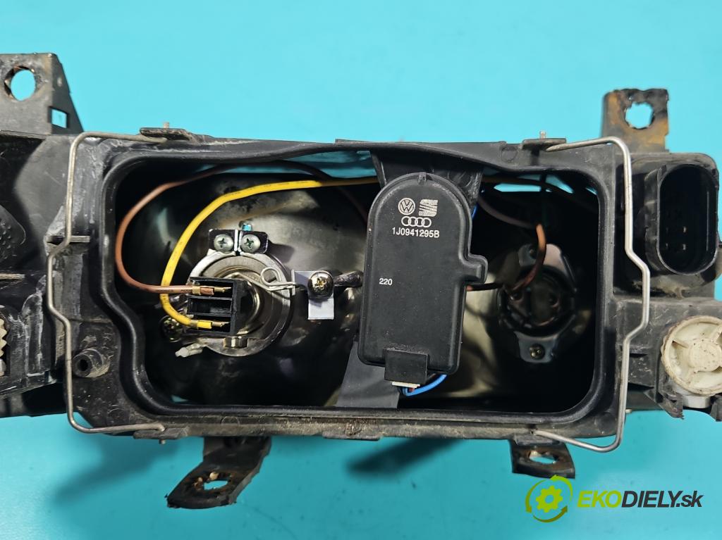 Seat Leon I 1999-2005 1.9 tdi 110 hp manual 81 kW 1896 cm3 5- světlo pravý  (Pravé přední světlo)