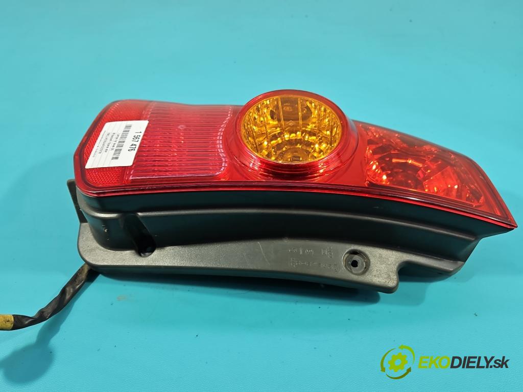 Mitsubishi Space star 1.8 16V 111KM manual 82 kW 1834 cm3 5- svetlo / reflektor zadné ľavé MR913173 (Kľučka dverí ostatné)