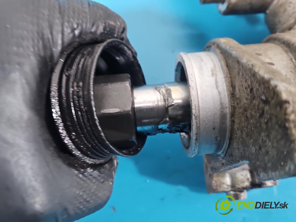 Seat Toledo II 1998-2004 1.6 16V 105 HP manual 77 kW 1598 cm3 4- Ozubené kolo: volant