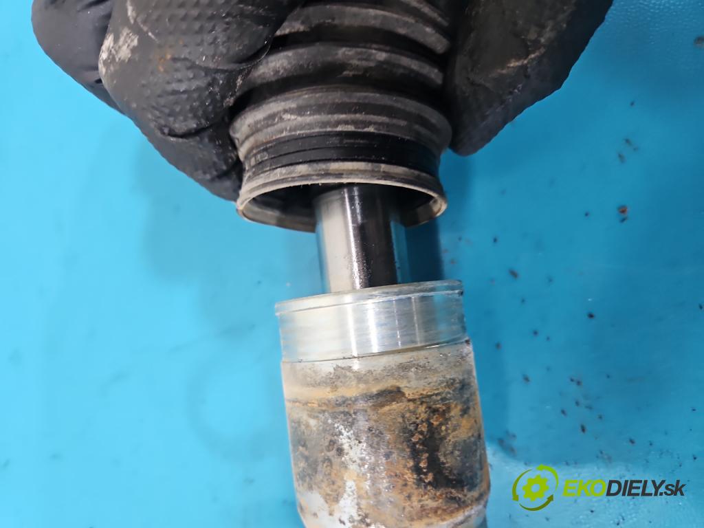 Seat Toledo II 1998-2004 1.6 16V 105 HP manual 77 kW 1598 cm3 4- Ozubené kolo: volant