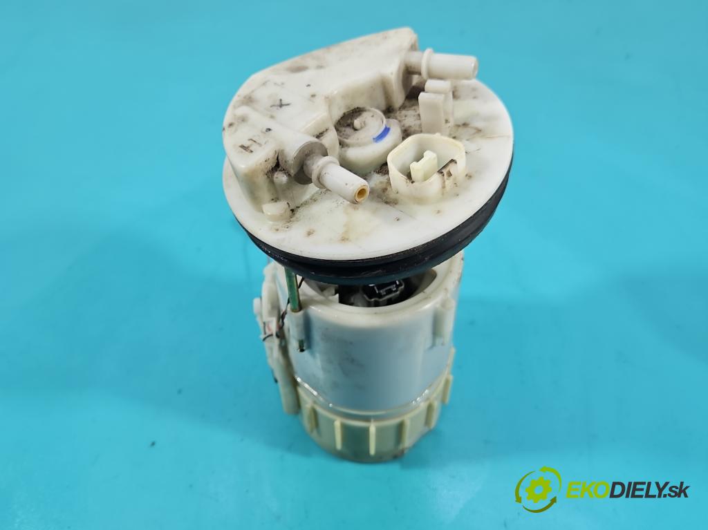 Mitsubishi Space star 1.8 16V 111KM manual 82 kW 1834 cm3 5- čerpadlo palivo