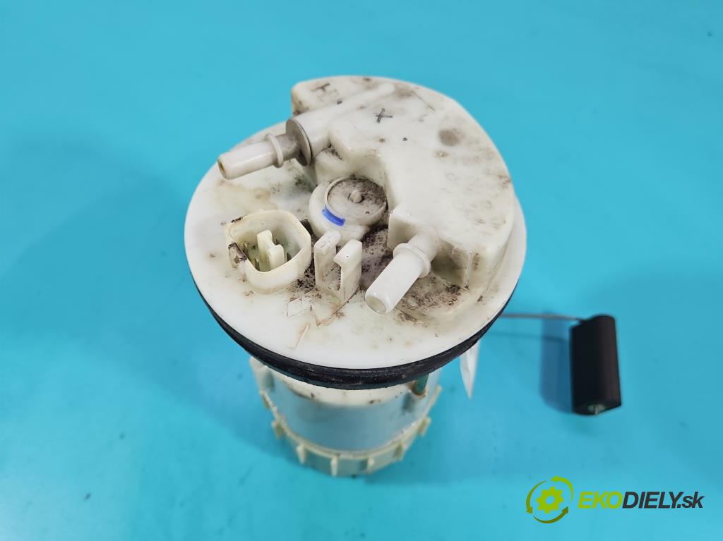 Mitsubishi Space star 1.8 16V 111KM manual 82 kW 1834 cm3 5- čerpadlo palivo