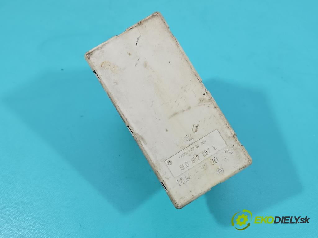 Audi A3 8L 1996-2003 1.6 SR 102 HP manual 75 kW 1595 cm3 3- Centrální: zámek: 8L0862257L