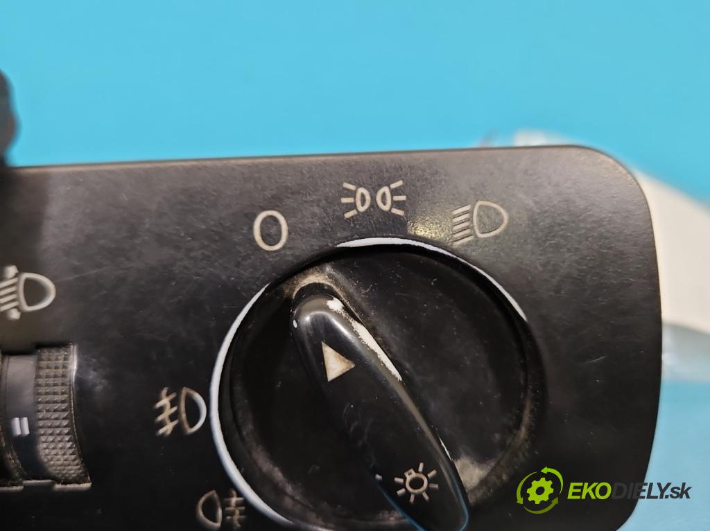 Seat Toledo II 1998-2004 1.6 16V 105 HP manual 77 kW 1598 cm3 4- prepínač světla: na doska: 1M1941531L