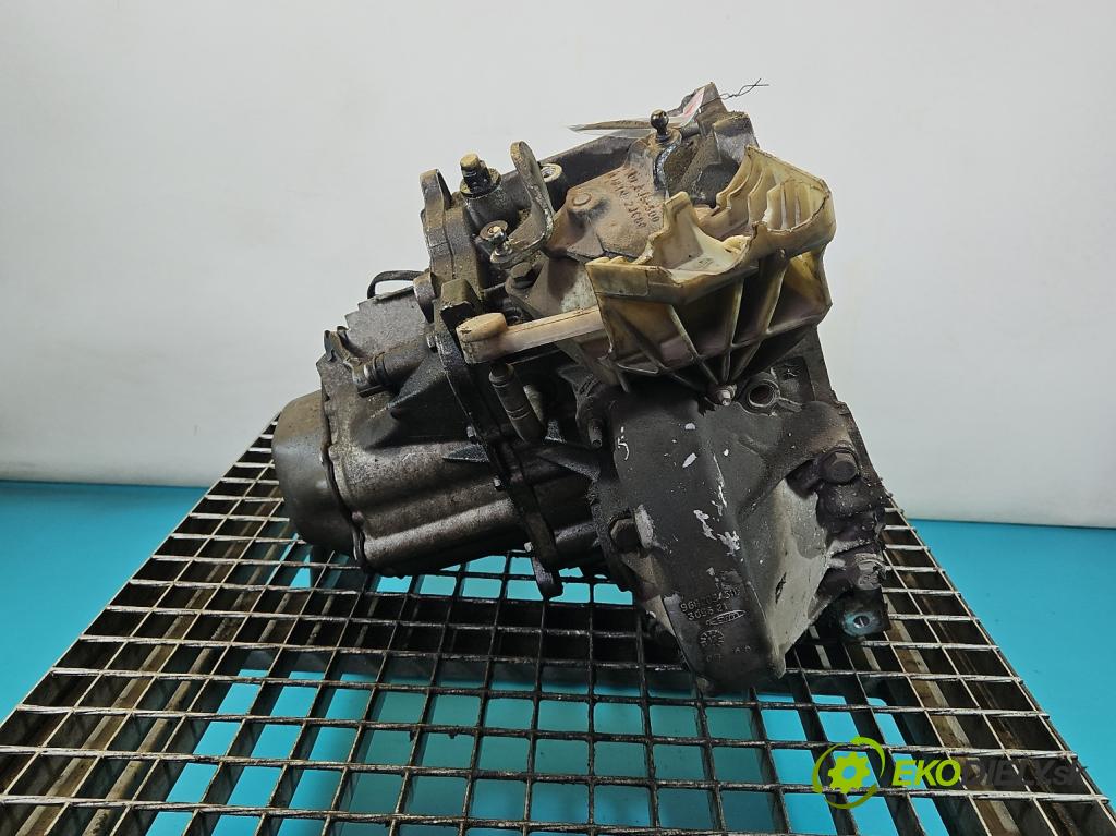 Peugeot 208 I 2012-2019 1.6 hdi 92 HP manual 68 kW 1560 cm3 5- prevodovka stupeň,rýchlosť manual 20DP77