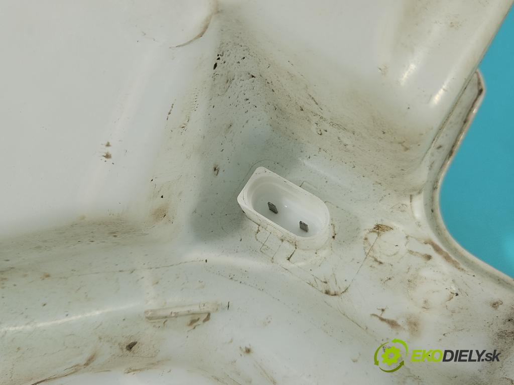 Skoda Octavia III 2013- 1.5 TSI 150 HP manual 110 kW 1498 cm3 5- nádržka tekutina: ostrekovačov 5Q0955448