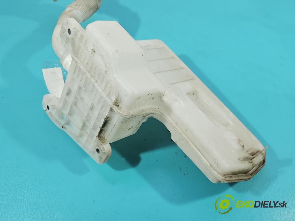 Skoda Octavia III 2013- 1.5 TSI 150 HP manual 110 kW 1498 cm3 5- nádržka tekutina: ostrekovačov 5Q0955448