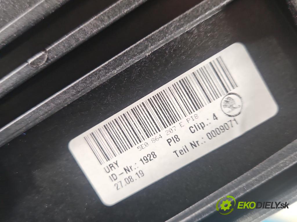 Skoda Octavia III 2013- 1.5 TSI 150 hp manual 110 kW 1498 cm3 5- loketní opěrka 5E0864207 (Loketní opěrka)